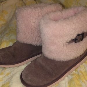 Girls Size 6 UGGS